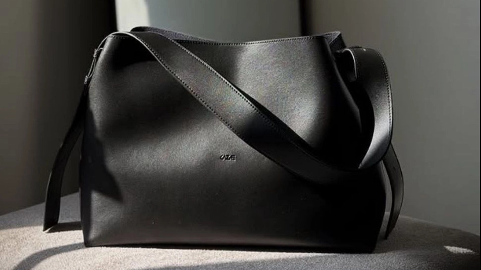 Kaje store, selling all kinds of leather bags, belts and leather accessories in Tehran