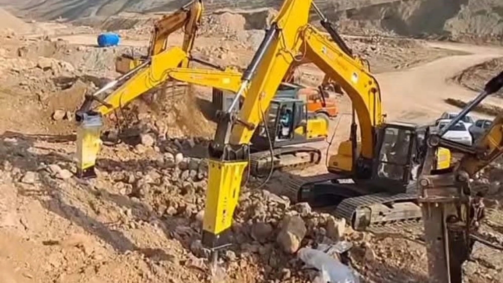 Asani müteahhitlik, Tahran'da ekskavatör yükleyiciler ve hafriyat makineleri kiralama
