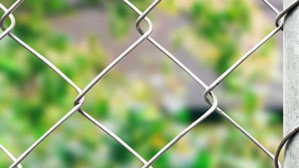 Production of Pars Fellez, manufacturing and distribution of construction wire fence netting in Jahrom