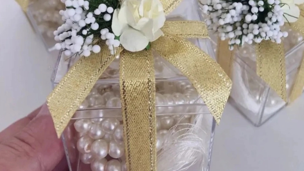 Parisa online shop, production and sale of birthday and wedding gifts in Fouladshahr