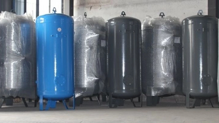 Kerami Rod Production, production and installation of gas tank and air compressor in Safadasht