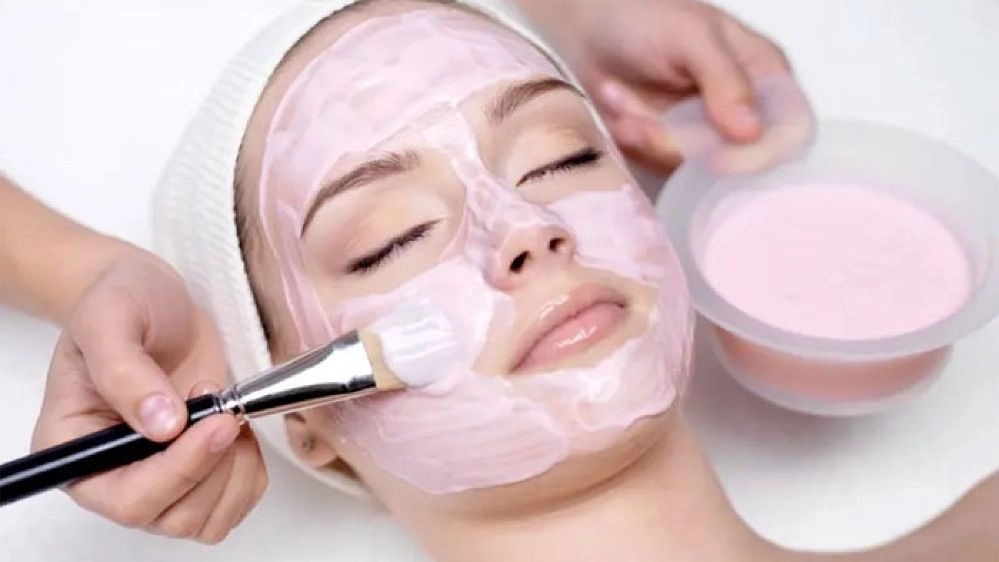 Dr. Yazdani Mehr's office, Botox filler and meso services in Tehran