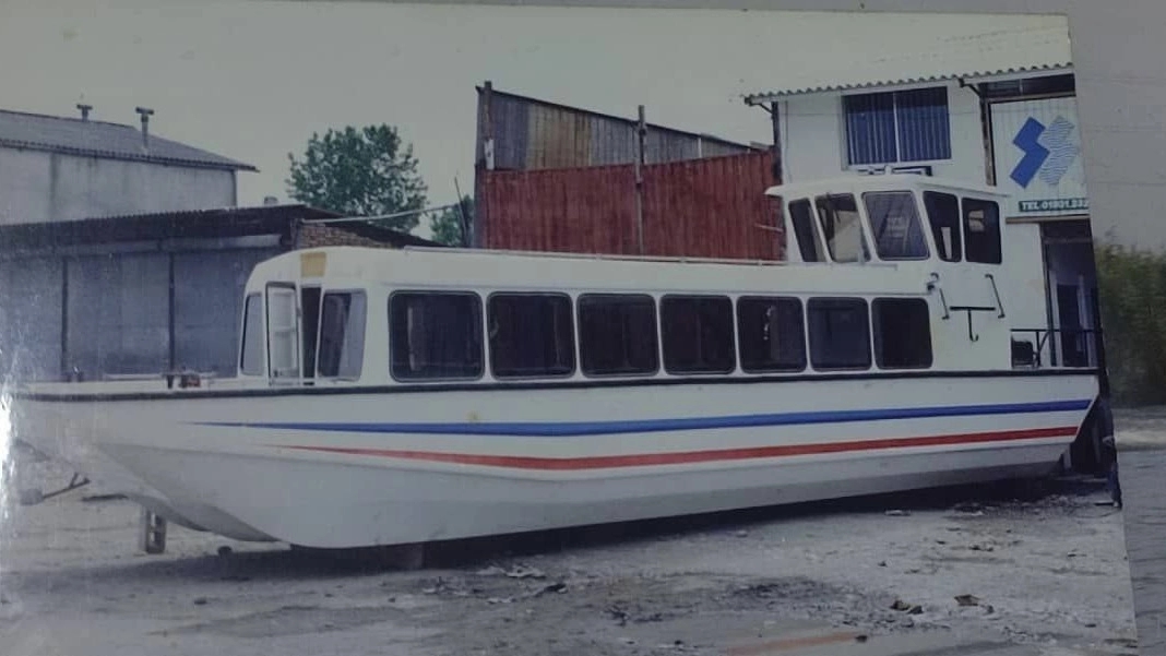 Types of boats in terms of body type