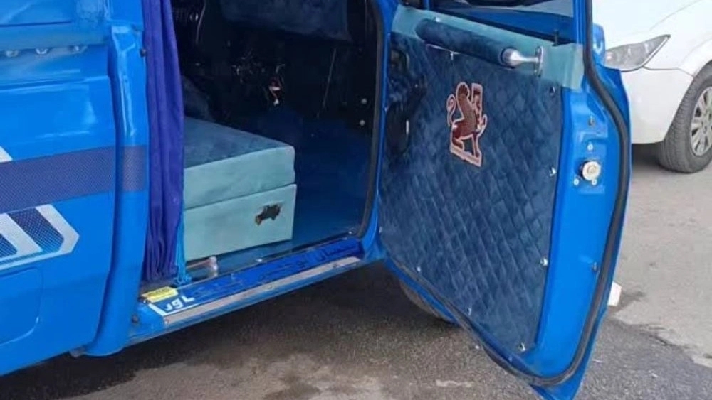 Nissan Lux Kangavar, design and installation of Nissan medical chair in Kermanshah