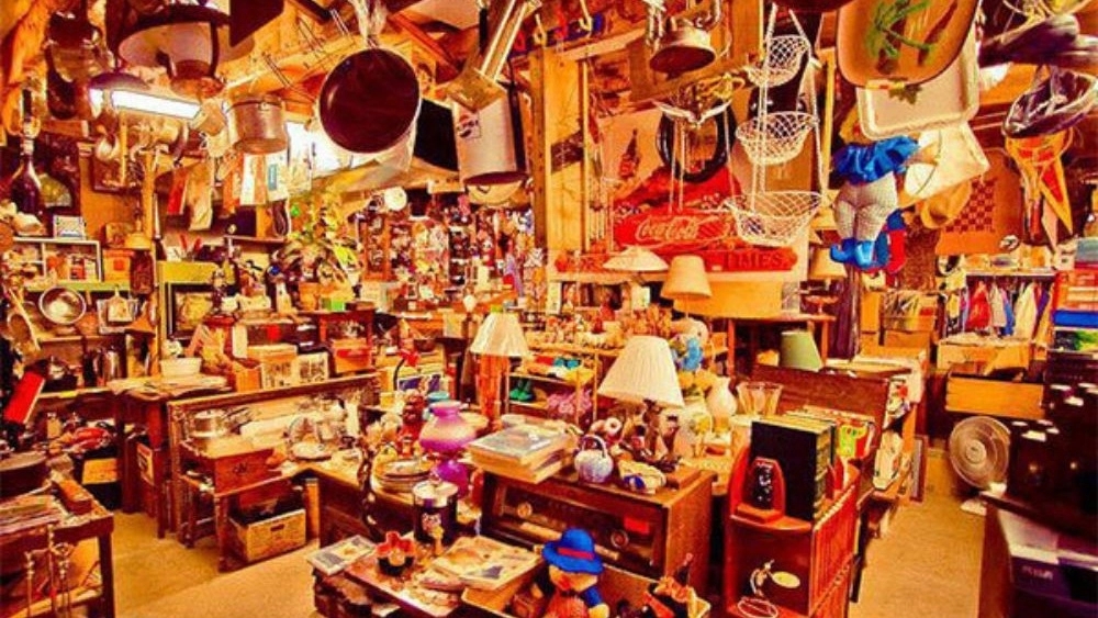 Naseri antique brokerage, buy and sell all kinds of old items in Moghan plain