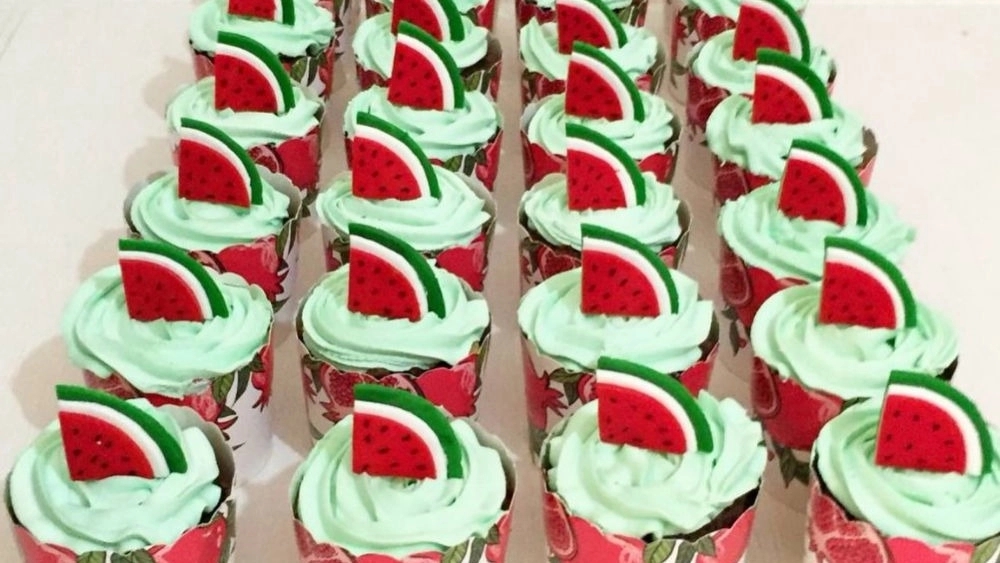Maryam online shop, selling all kinds of homemade cakes and sweets in Saveh