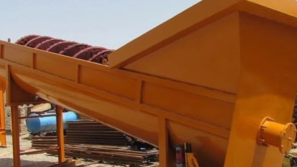 Radkaran machinery manufacturing, manufacture of roll crusher and waltz crusher in Shahroud Semnan