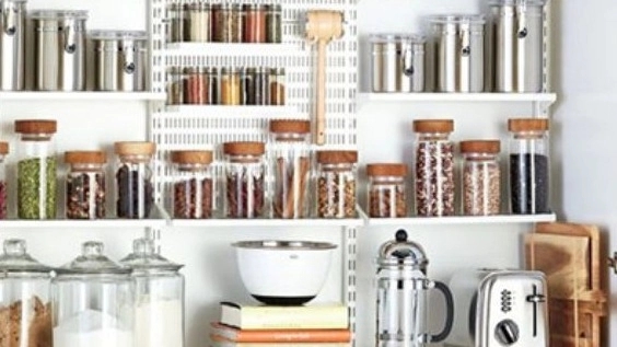 Gardening kitchen appliances, sale of ceramic, plastic and porcelain dishes in Sanandaj