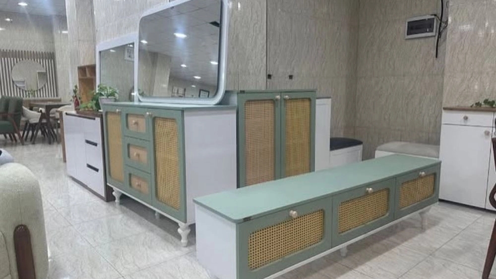 Yasser furniture store, production and sale of bed sets and consoles in Jam Bushehr city