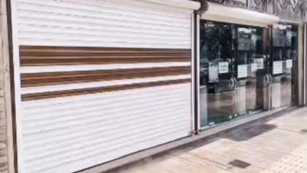 Esdinejad store, production and distribution of all kinds of automatic doors and electric shutters in Tehran
