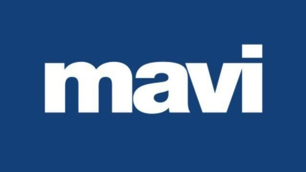 Mavi Jeans clothing, production and distribution of women's jeans in Tehran