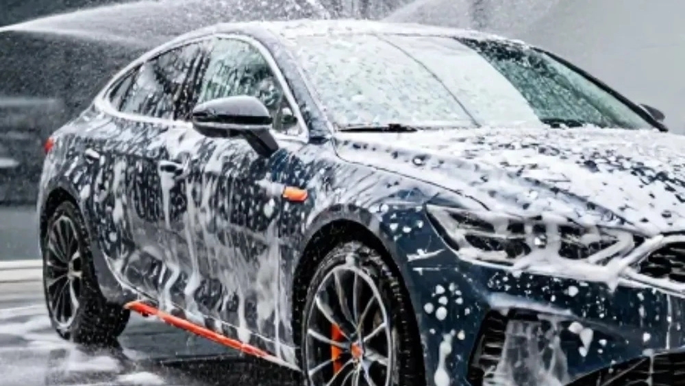 Mohammad Star car wash, road construction machinery car wash in Tabriz