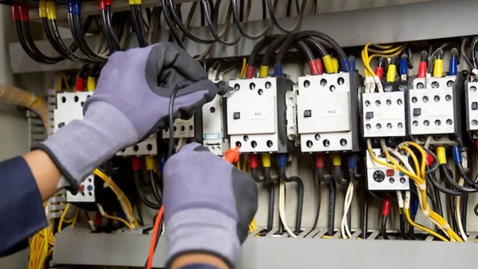 Sharifi Electrical Industry Store, selling electrical and lighting equipment in Qazvin