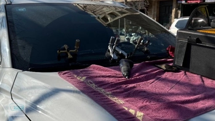 What is car glass repair and when does it replace glass replacement?