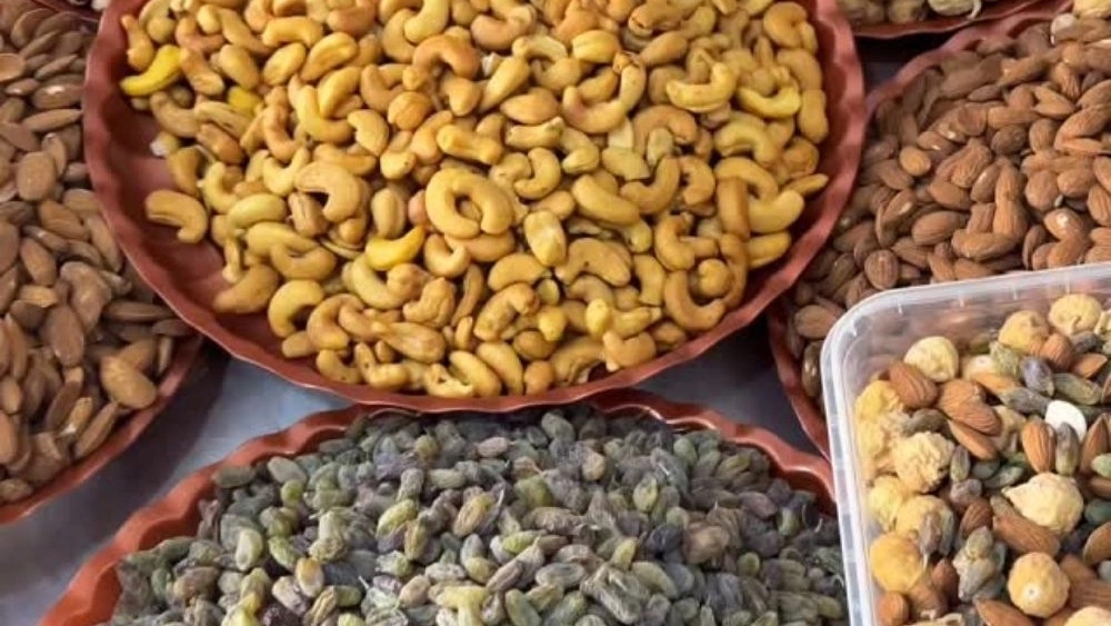Agha Bozur store, distributing and selling all kinds of dried fruits and nuts in Shiraz