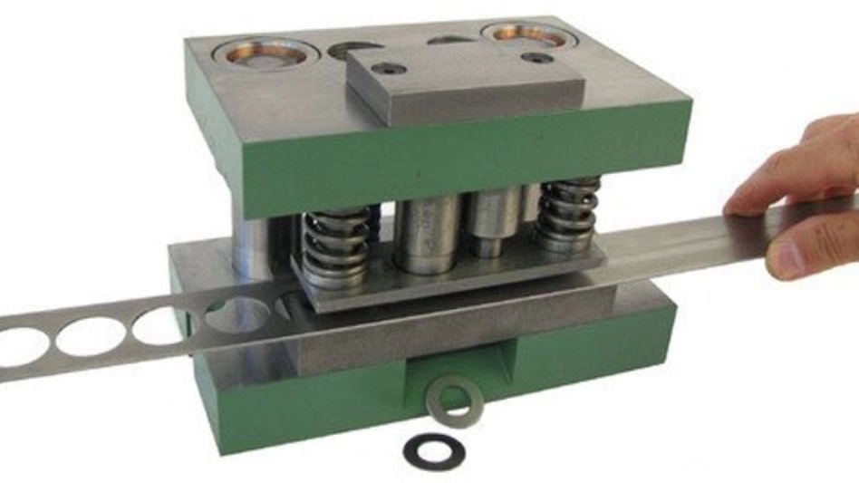 Matrix molding, mother mold and ceramic mold making in Zanjan