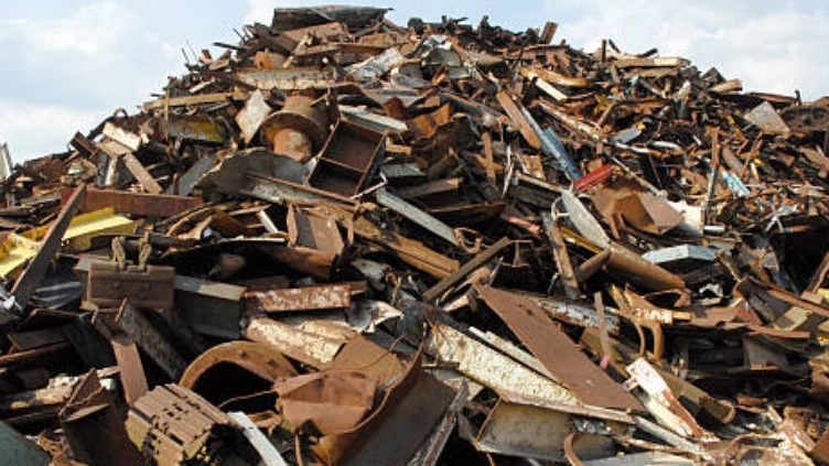 Aging waste warehouse, purchase of iron and copper glass cartons in Tehran