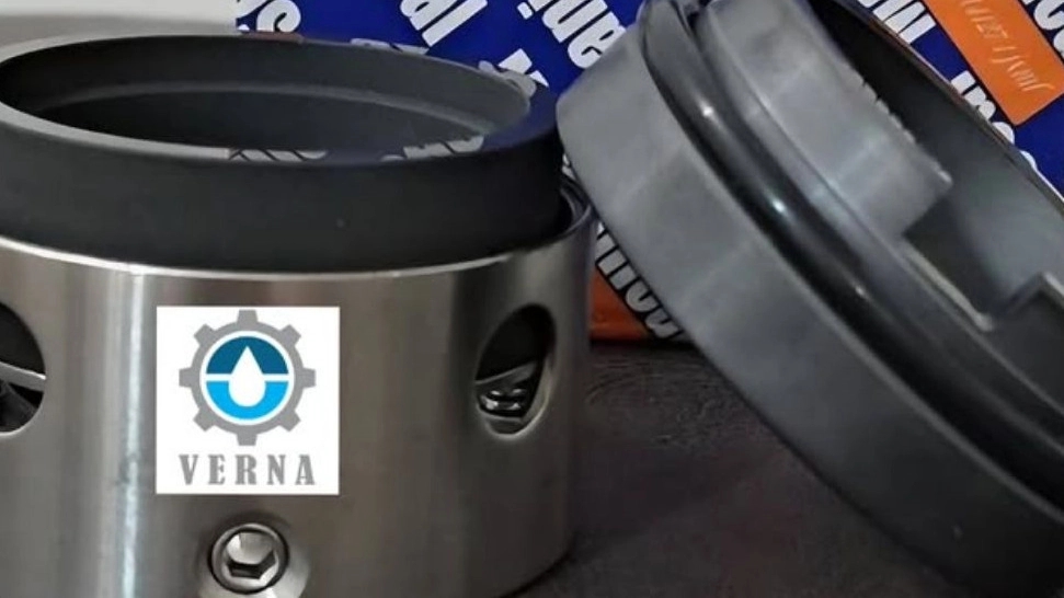Verna store, selling industrial gearboxes and pumps in Saadi, Tehran