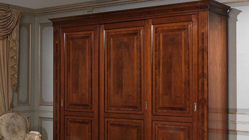 Soltani Wood Industries, production and sales of shoe racks, console mirrors and wardrobes in Tehran
