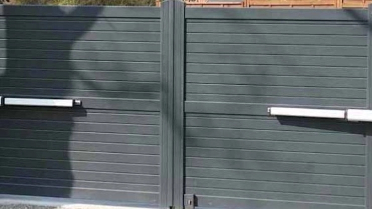 Sale and installation of automatic garage door and shop in Rasht