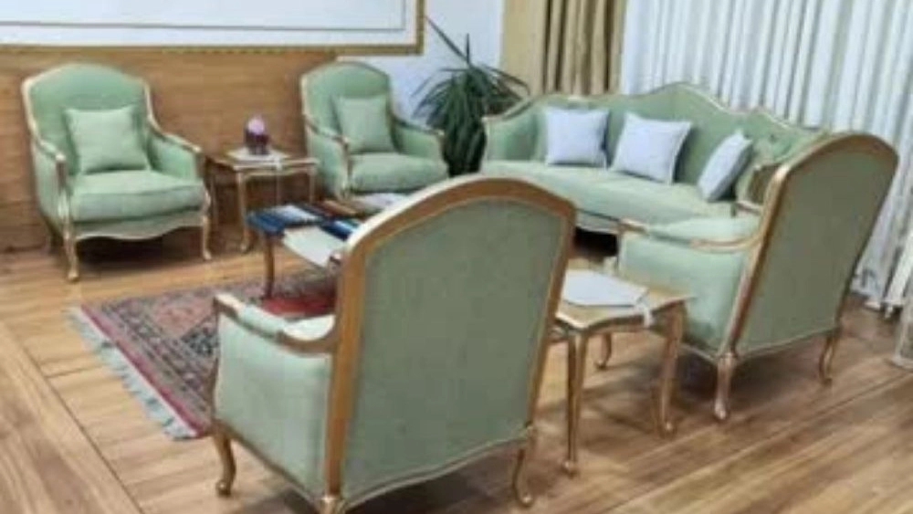 Production of Seyed al-Karim furniture, sale of classic and royal comfortable furniture in Tehran