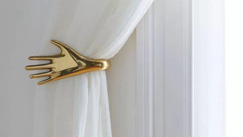 Pardis curtain gallery, sewing and installation of all kinds of curtains in Marivan