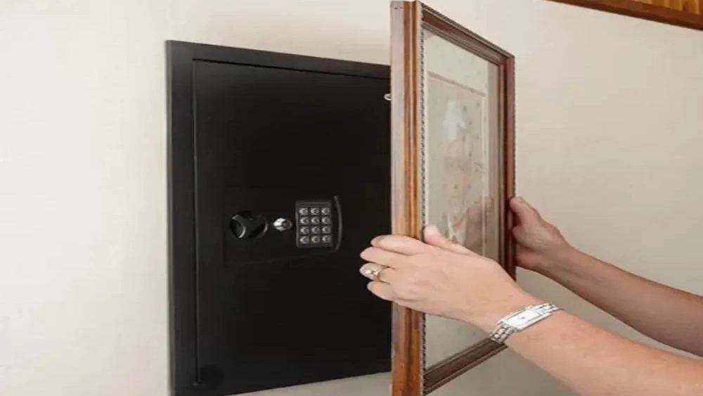 Safe City, sales representative of Kaveh and Ganjban fireproof safes in Urmia