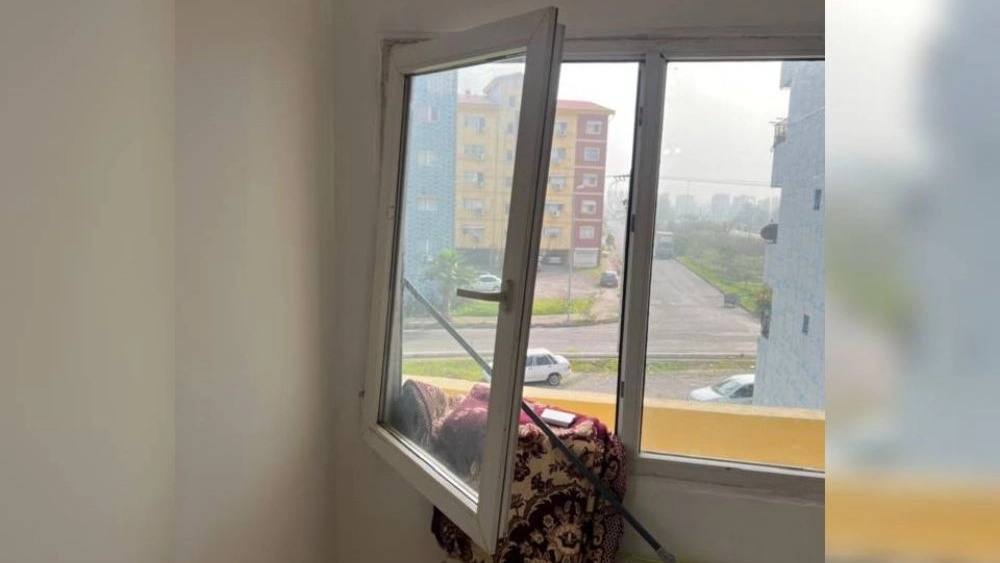 Upvc double-glazed window repair in Rasht