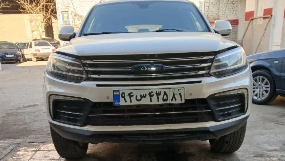 Repairing Chinese cars in Isfahan