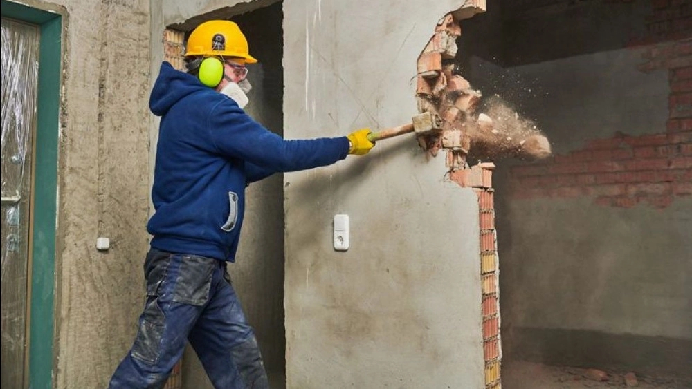 Esdi Picuri services, building demolition with Picuri in Abadeh
