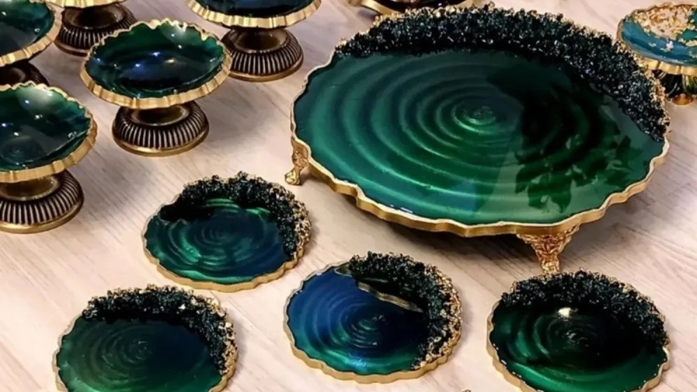 Resin Artist online shop, selling and designing resin accessories in Khorramabad