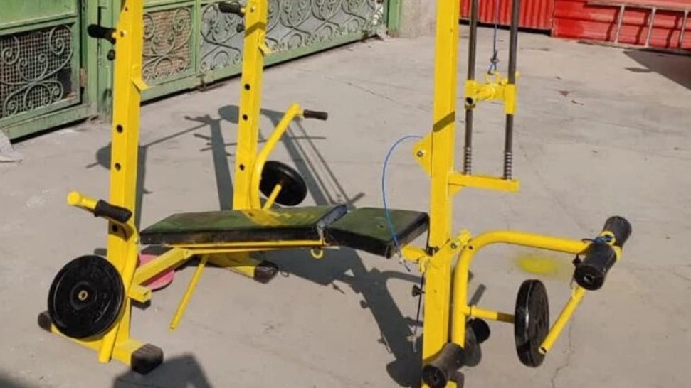 Firouz Shop, sale of dumbbells and barbell fitness equipment in Tehran