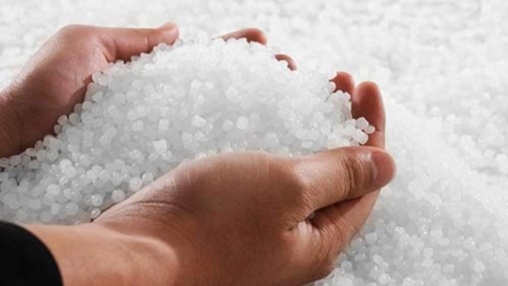 Azadi Plastic Bullion Co., produces and sells all kinds of polymer and Teflon products in Karaj