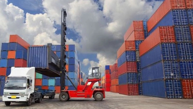 Alireza Anbaraki Trading, clearance of import and export of industrial goods in Bushehr