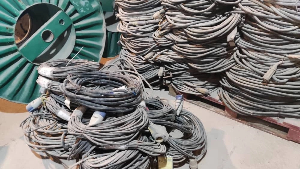 Sadegh waste company, buying wire and cable waste in Isfahan