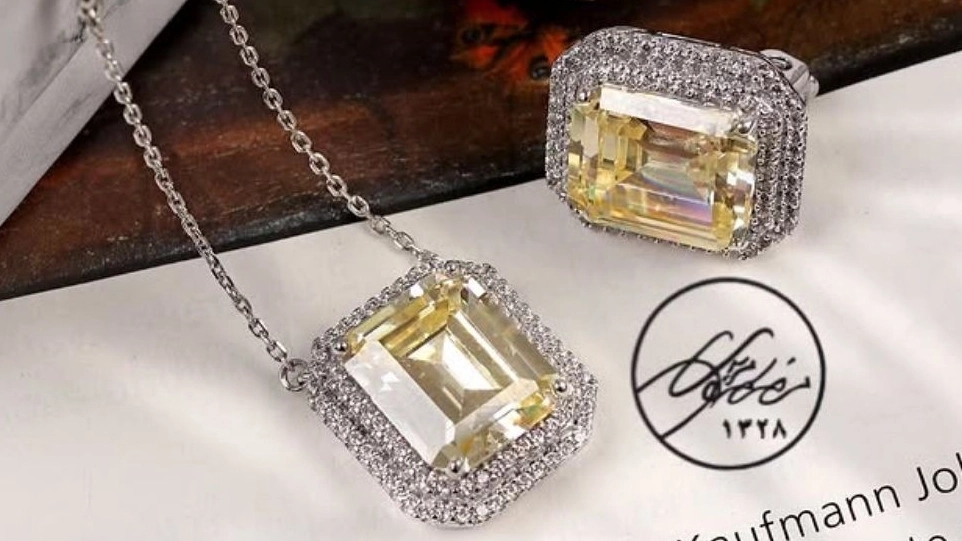 Moidi Silver Gallery, selling accessories and silverware in Rasht