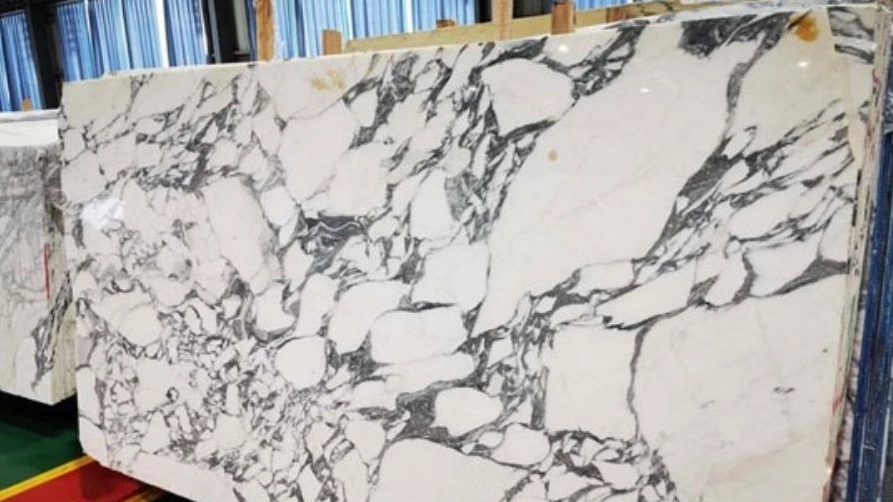 Tajstone store, selling all kinds of marble and granite in Isfahan