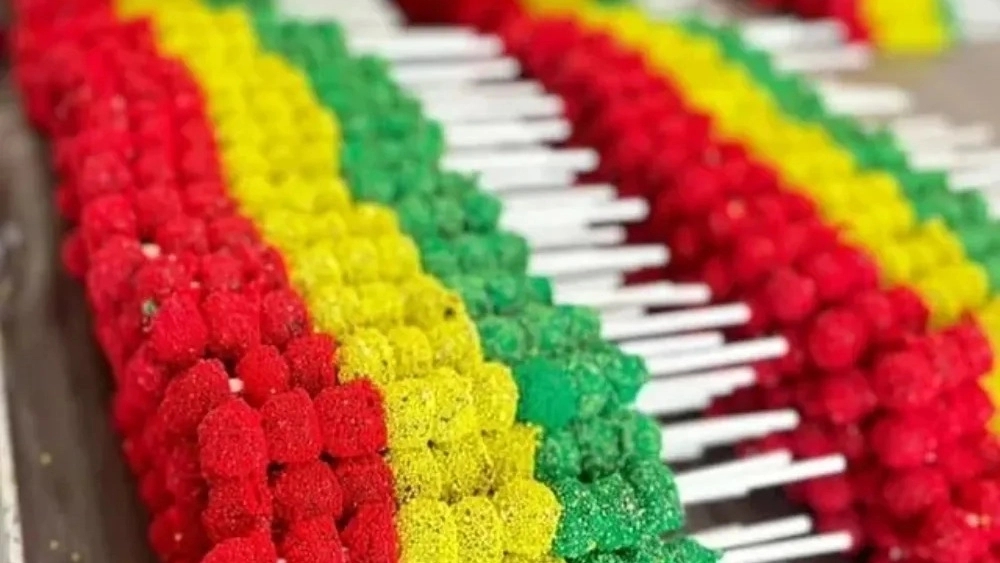 Nazinoosh Company, production and sale of lollipops and pastille jelly in Shebest, Tabriz