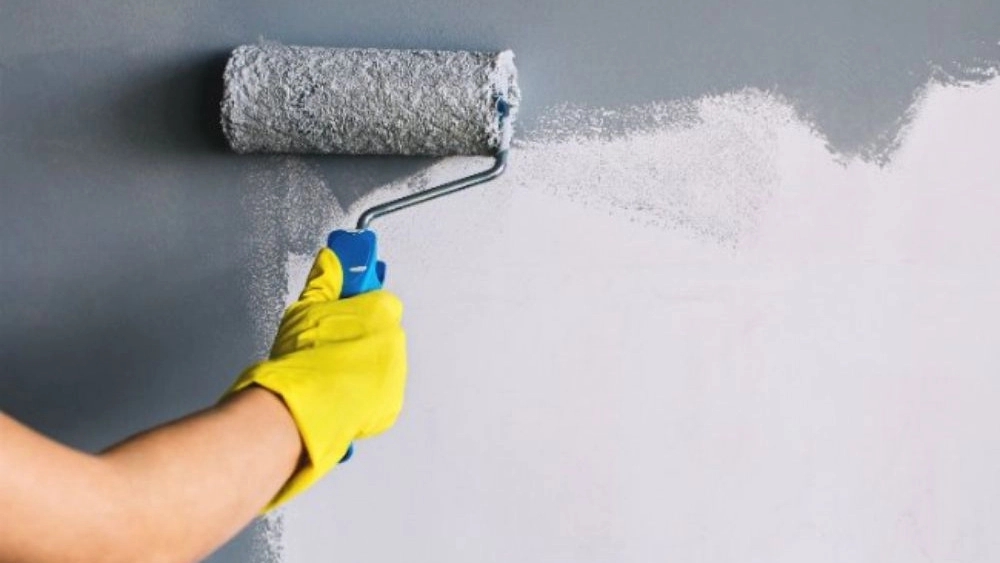 Endowment construction services, implementation of building painting in Kermanshah