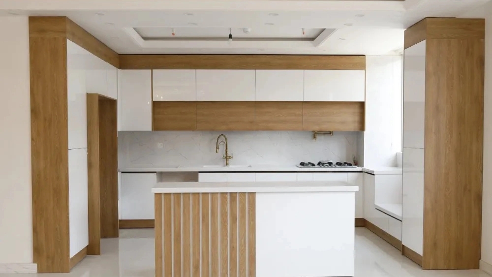 Mehdi S Plus interior decoration, execution of knaf and wallpaper in Kangavar