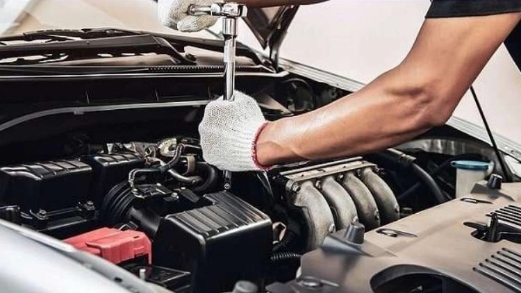 Diaco car rescue, car transport and 24/7 repair shop in Hamedan