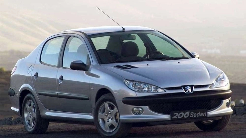 Top auto exhibition, buying and selling Iranian and foreign cars in Sarab, East Azerbaijan