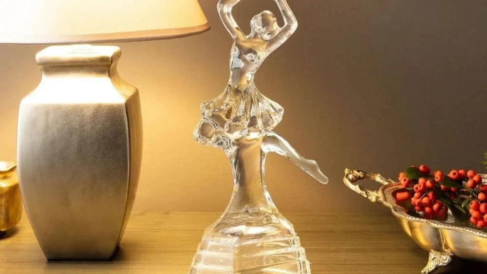 Interior decoration design with Karaj handmade glass sculptures