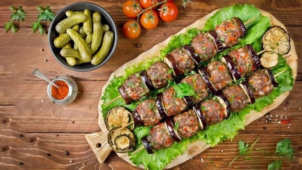 Rasht'taki en iyi yerel kebaplar