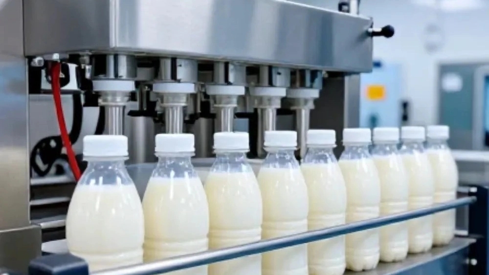 The role of the PET blowing machine in the buttermilk industry, the new solutions of Aria Azar Pooya Company