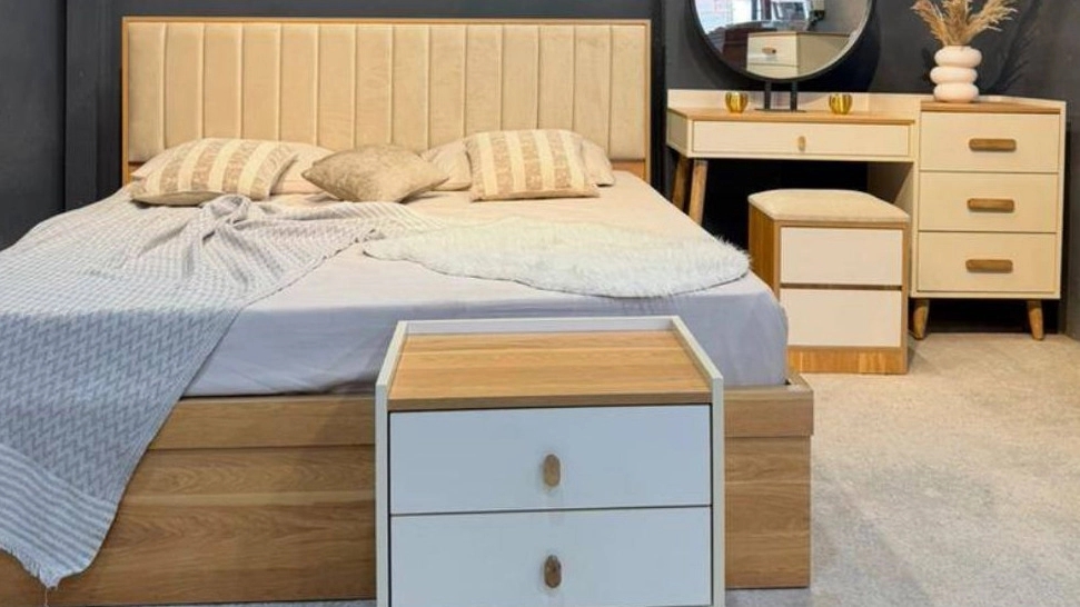 What does the bed service include?