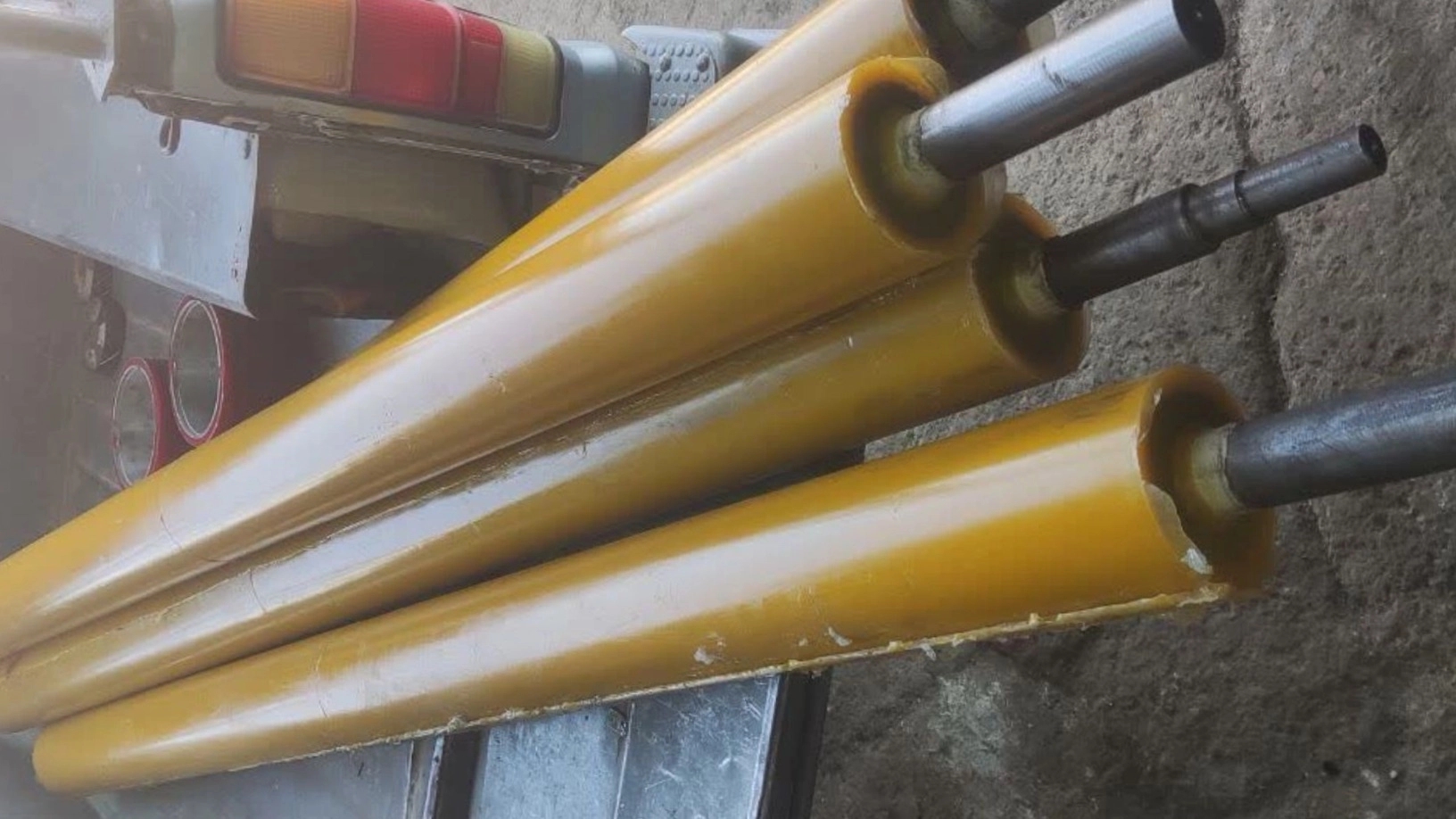 Sale of chipboard drawing rollers in Tehran