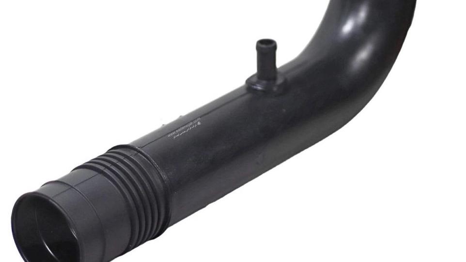 Selling Nissan hose pipe and ventilation parts with immediate delivery