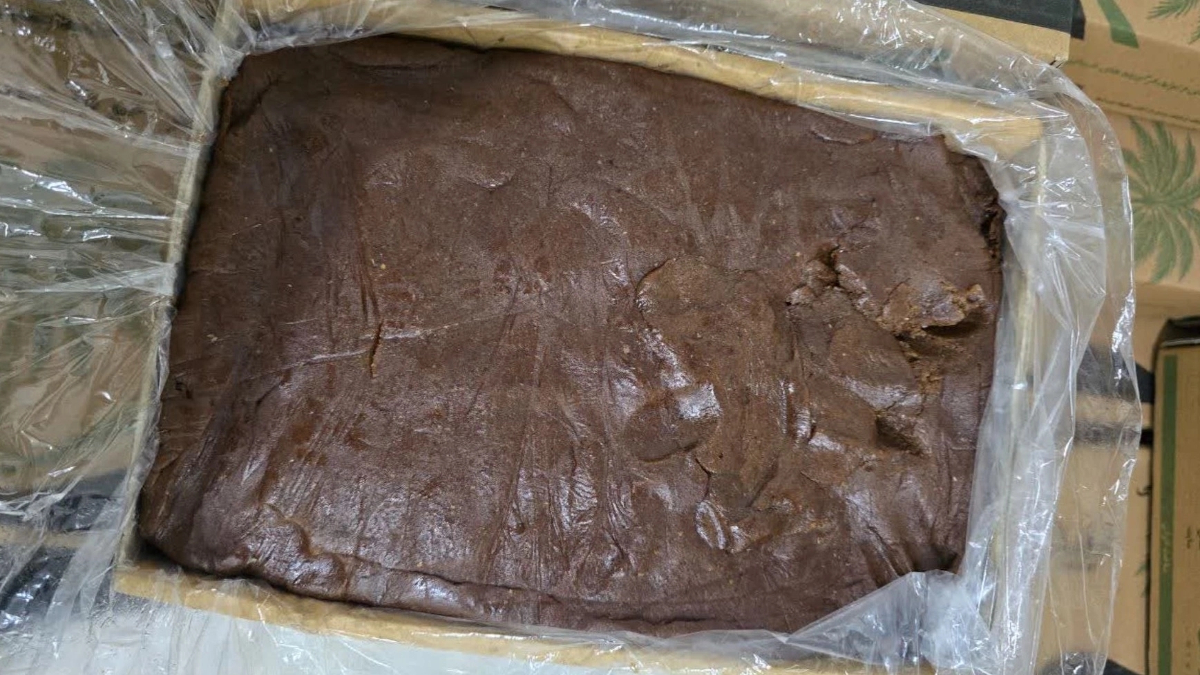 Date paste exported from Isfahan, direct purchase with shipping all over the country