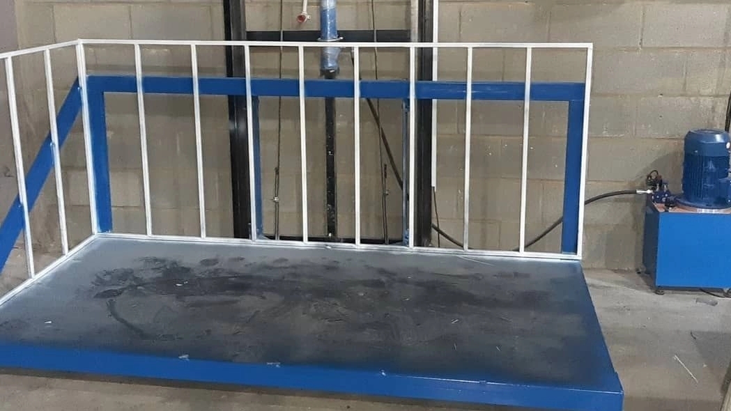 Purchase of industrial and hydraulic lift with quality assurance